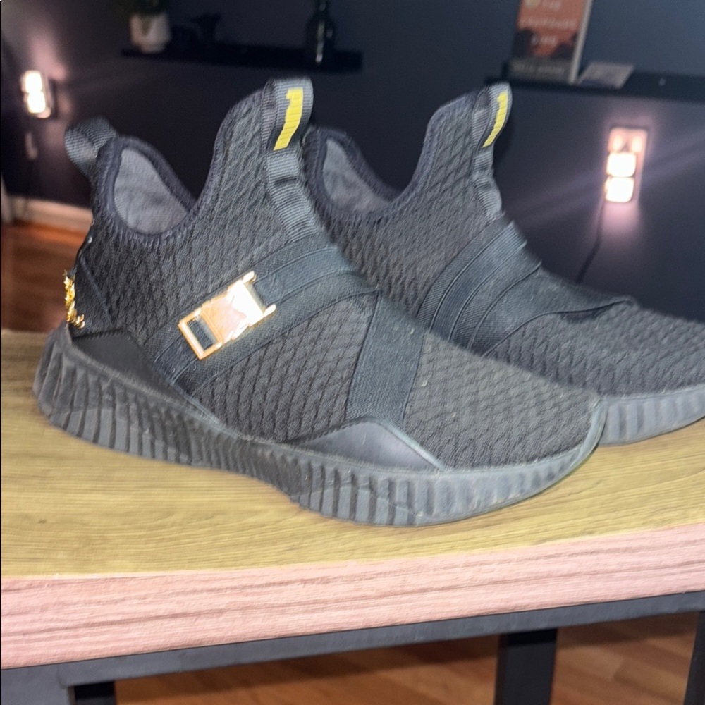 PUMA sneakers || Black Knit Sneakers with Gold Accents